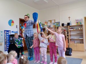 iluzjonista w przedszkolu